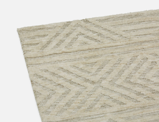 Savan Knitted Polyester Rug